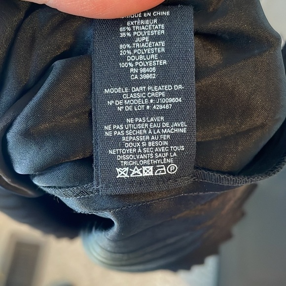 NWT Theory Long Sleeve Dart Pleated Classic Crepe Dress - Picture 11 of 12